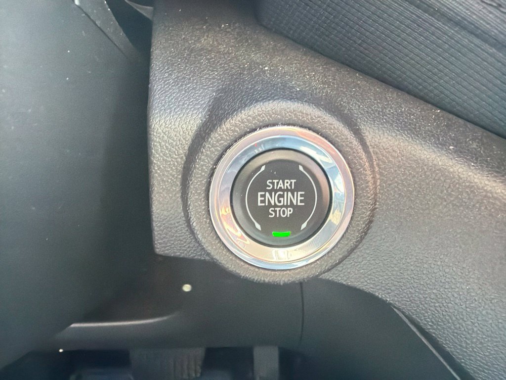 Used 2023 Chevrolet TrailBlazer LT w/ Convenience Package AWD/4WD image 19