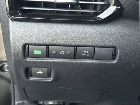 Used 2020 Nissan Sentra SV image 20