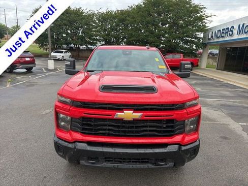 Used 2024 Chevrolet Silverado 2500 Custom w/ Custom Value Package AWD/4WD image 10