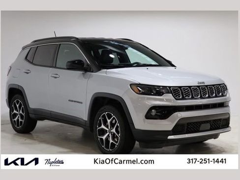 Used 2025 Jeep Compass Limited AWD/4WD image 1