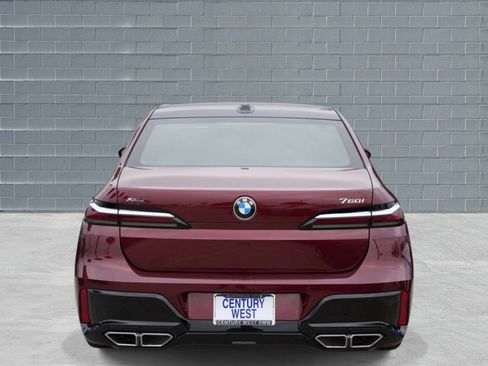 Used 2026 BMW 760i xDrive AWD/4WD image 4