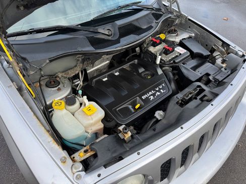 Used 2016 Jeep Patriot Sport w/ Power Value Group image 24