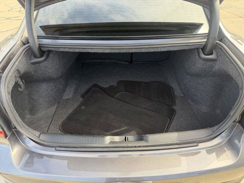 Used 2023 Dodge Charger SXT w/ Blacktop Package image 7