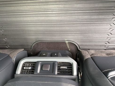 Used 2021 Ford F150 Lariat image 14