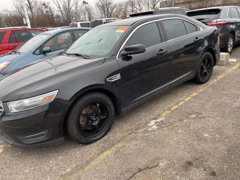 Used 2014 Ford Taurus SEL image 9