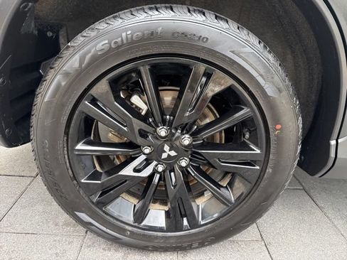 Used 2024 Mitsubishi Eclipse Cross LE AWD/4WD image 10
