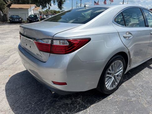 Used 2013 Lexus ES 350 w/ Luxury Pkg FWD image 8