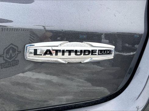 Used 2022 Jeep Compass Latitude image 26