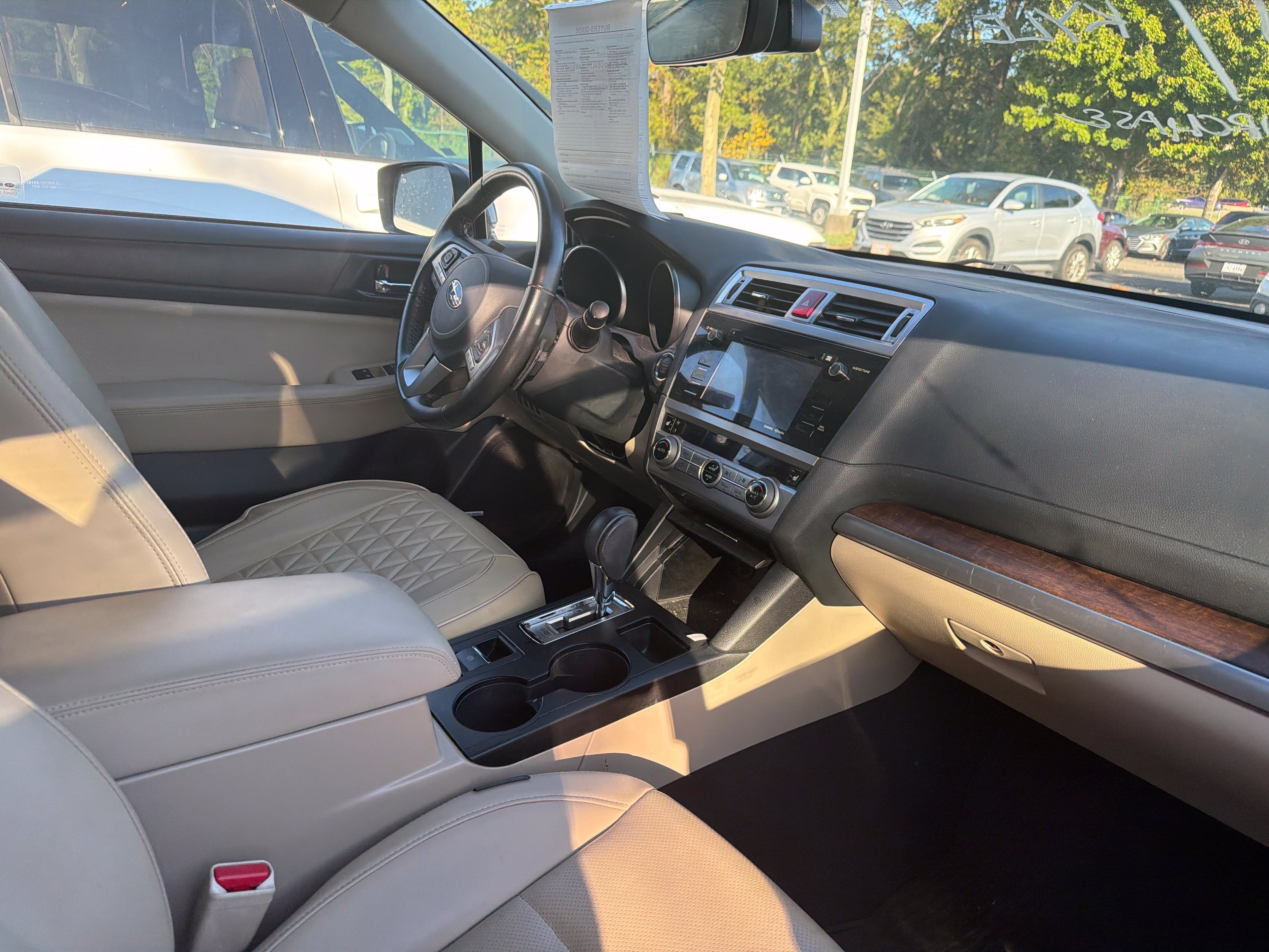 Used 2017 Subaru Outback 2.5i Limited AWD/4WD image 10