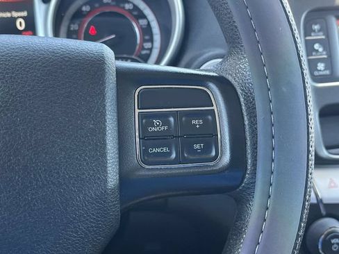 Used 2017 Dodge Journey SXT FWD image 28