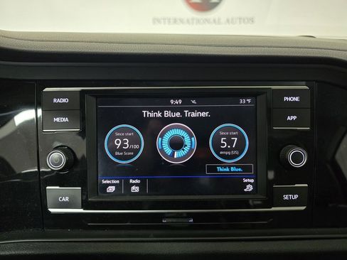 Used 2019 Volkswagen Jetta SE image 17