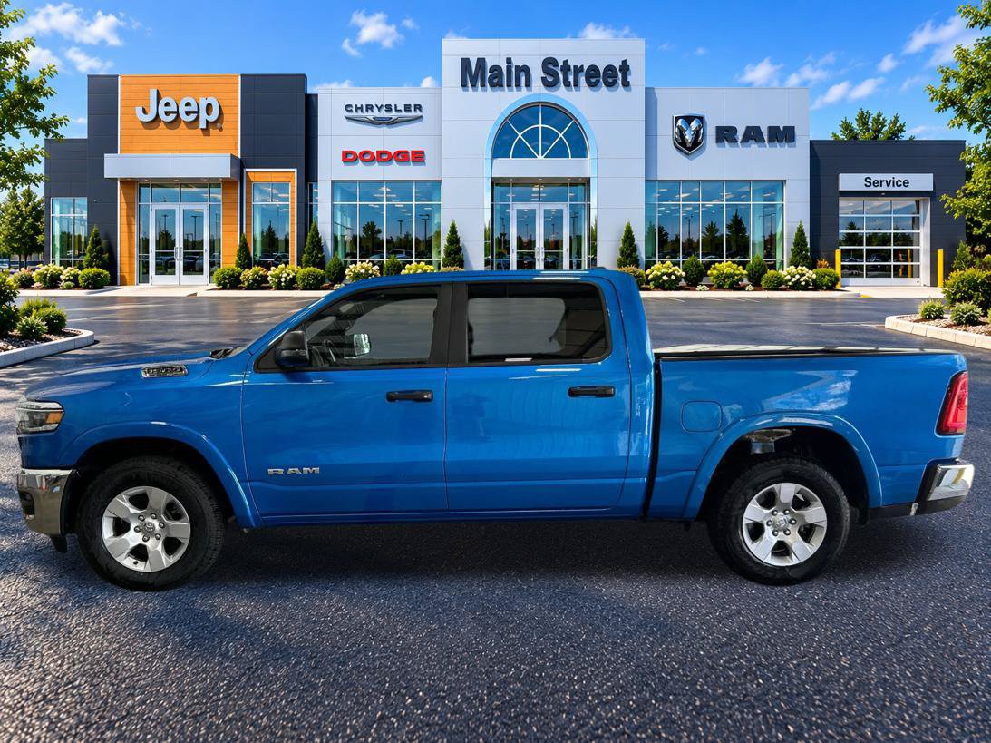 Used 2025 RAM 1500 Big Horn AWD/4WD image 2