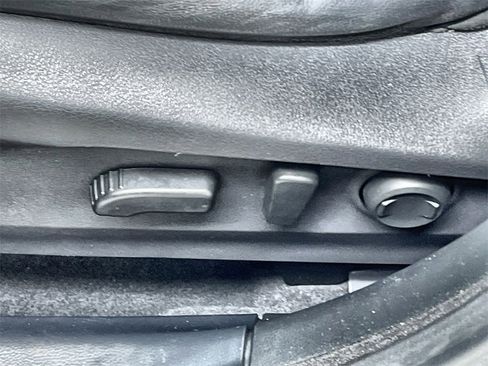 Used 2020 Subaru Outback Limited w/ Popular Package #2 image 13