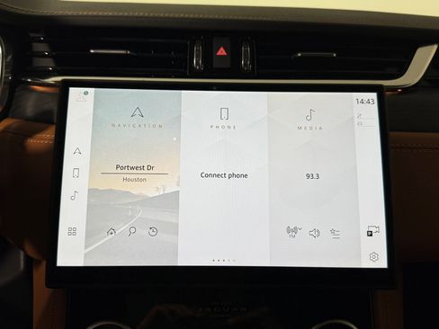 New 2026 Jaguar F-PACE R-Dynamic S AWD/4WD image 22