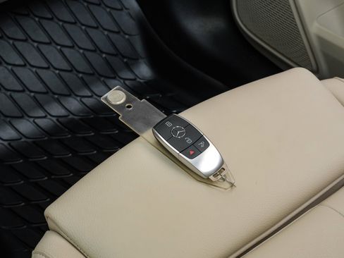 Used 2023 Mercedes-Benz GLA 250 4MATIC image 68