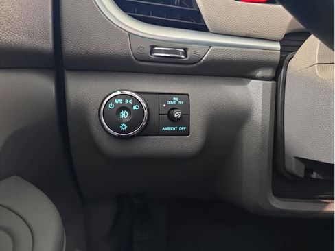 Used 2016 Chevrolet Traverse LT image 30