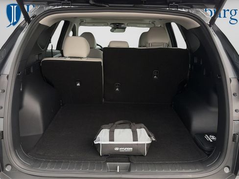 Used 2023 Hyundai Tucson SEL w/ Convenience Package FWD image 9