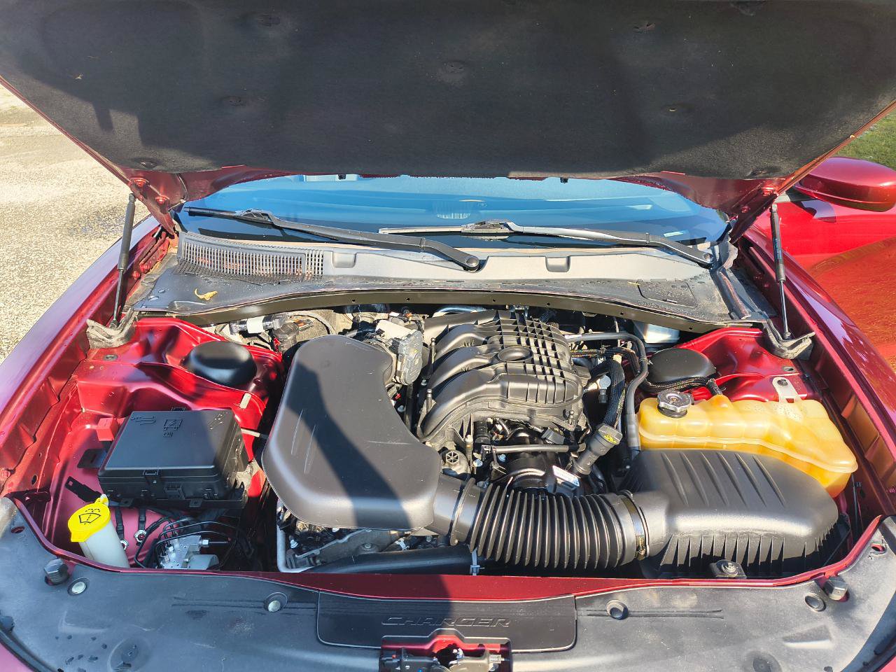 Used 2019 Dodge Charger SXT RWD image 17