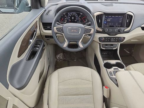 Used 2023 GMC Terrain Denali AWD/4WD image 11