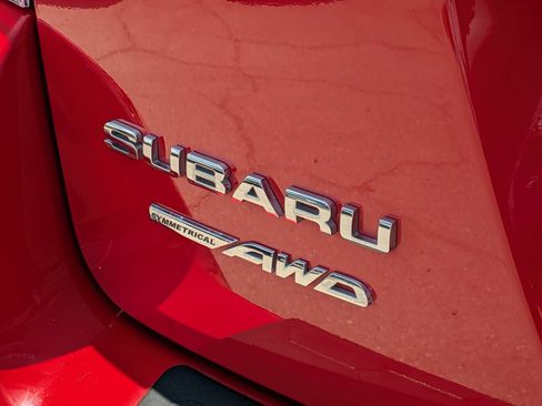 Used 2020 Subaru Crosstrek 2.0i Limited w/ Moonroof Package w/Navigation AWD/4WD image 32