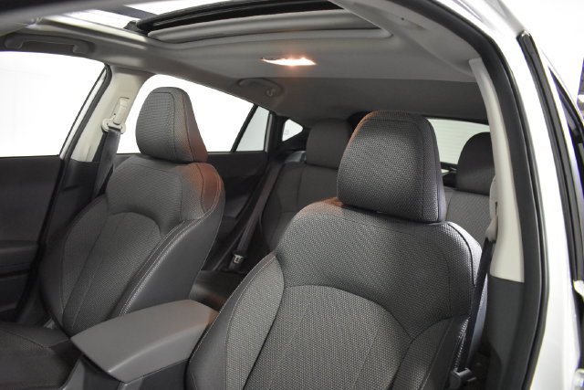 Used 2024 Subaru Crosstrek 2.0i Premium AWD/4WD image 10