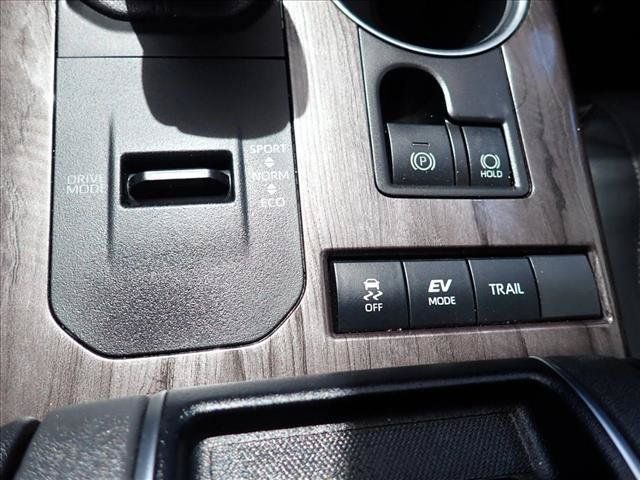 Certified 2021 Toyota Highlander Platinum AWD/4WD image 22