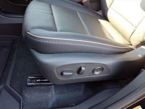New 2026 Chevrolet Traverse High Country w/ LPO, Floor Liner Package AWD/4WD image 7