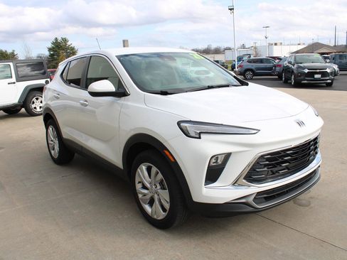 Used 2025 Buick Encore GX Preferred image 5