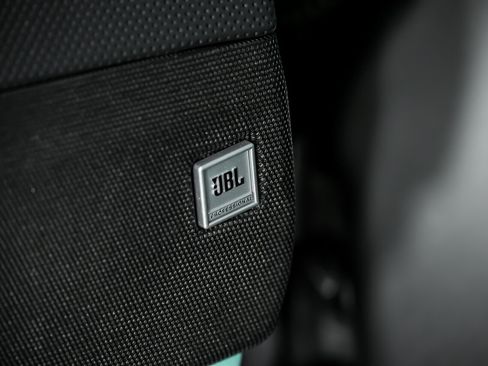 Used 2021 Ferrari 812 GTS RWD image 34