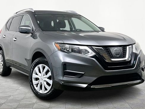 Used 2017 Nissan Rogue S w/ Appearance Package image 1