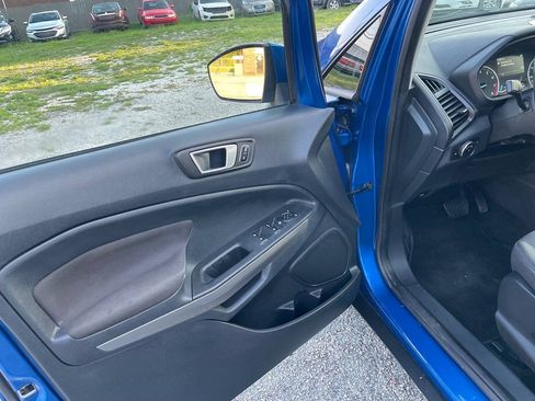 Used 2018 Ford EcoSport SE w/ SE Convenience Package FWD image 18