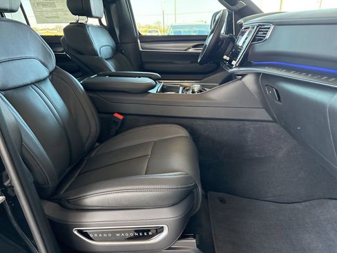 New 2026 Jeep Grand Wagoneer Summit image 27