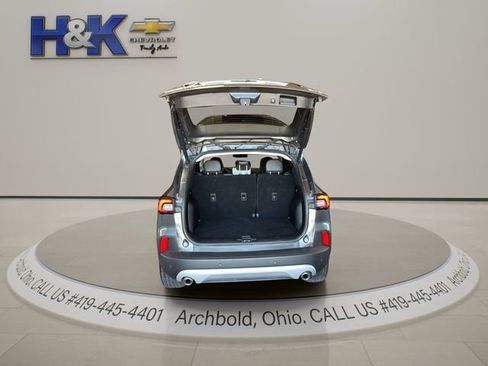 Used 2025 Ford Escape Platinum AWD/4WD image 11