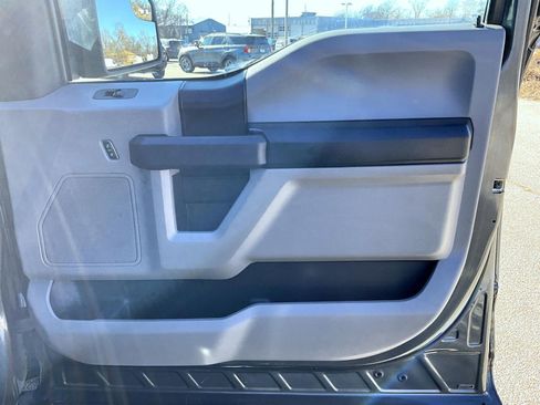 Used 2017 Ford F150 XL w/ Equipment Group 101A Mid image 17