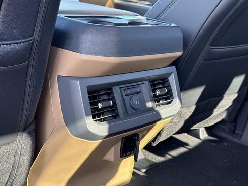 New 2025 Ford F350 Lariat w/ Lariat Ultimate Package image 24