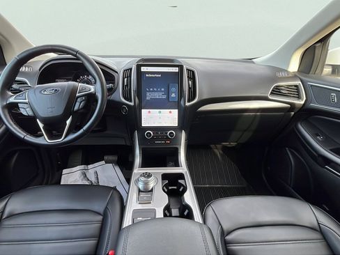 Certified 2023 Ford Edge SEL w/ Convenience Package AWD/4WD image 9