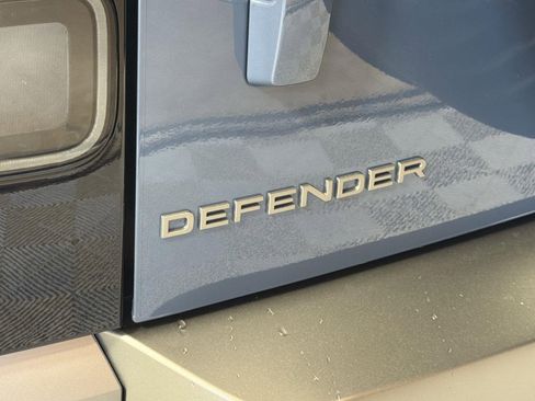 New 2026 Land Rover Defender 110 S image 30