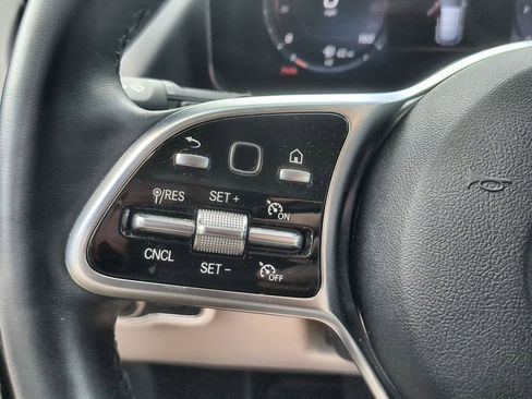 Used 2023 Mercedes-Benz GLA 250 image 34