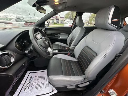 Used 2023 Nissan Kicks SR w/ SR Premium Package FWD image 11