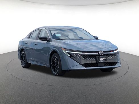 New 2026 Nissan Sentra SR FWD image 3