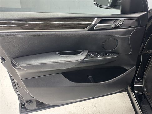 Used 2016 BMW X3 xDrive28i AWD/4WD image 18