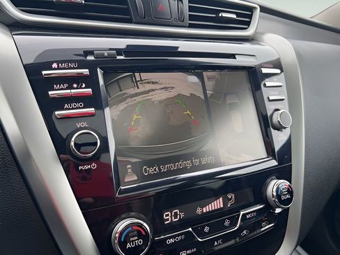 Used 2024 Nissan Murano SL image 27