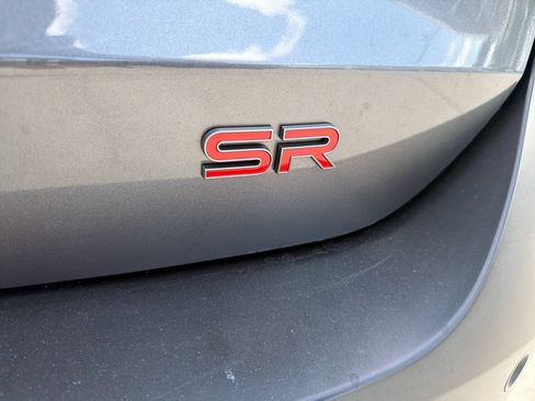 Used 2025 Nissan Kicks SR w/ SR Premium Package FWD image 11