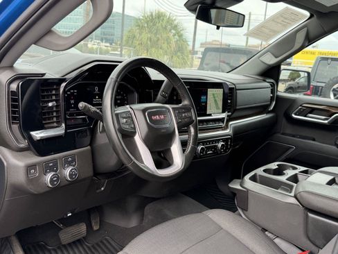 Used 2023 GMC Sierra 1500 Elevation AWD/4WD image 16