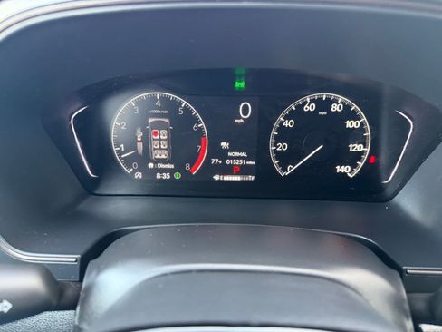 Used 2025 Honda Pilot TrailSport image 5