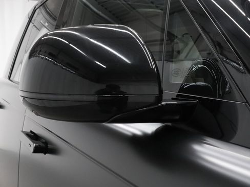 Used 2023 Land Rover Range Rover SE image 53