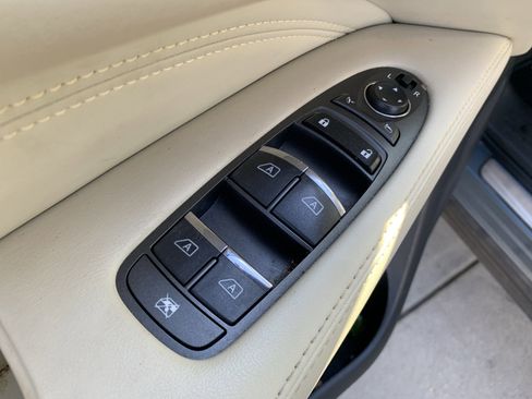 Used 2017 INFINITI QX60 Luxe w/ Deluxe Technology Package image 15