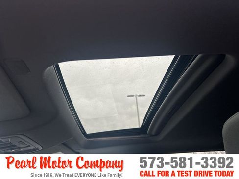 Certified 2022 Chevrolet Silverado 1500 LTZ w/ LTZ Premium Package image 22