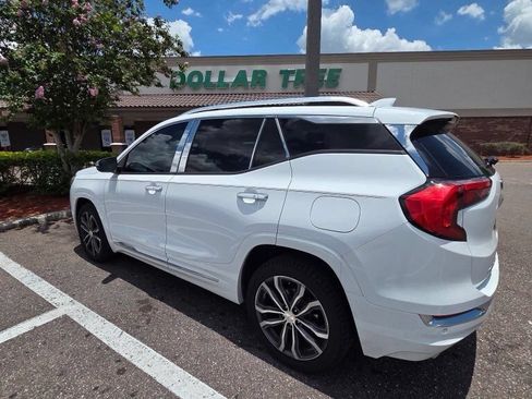 Used 2019 GMC Terrain Denali w/ Advanced Safety Package FWD image 3