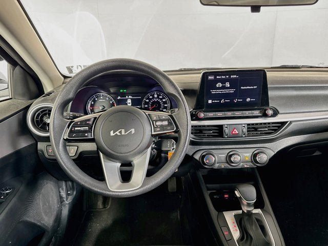 Certified 2023 Kia Forte LXS w/ LXS Technology Package FWD image 20